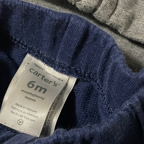 Kids- (3-6M) Old Navy Gray Hoodie and Blue Pants Set with Green Beanie - Picture 3 of 4